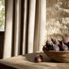 Ambiance bougie parfumée Sous le Figuier, notes de figue et fève tonka, parfum d'intérieur Bretagne - Enez